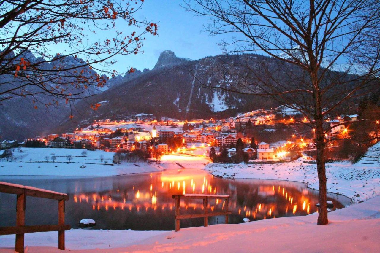 Hotel Aurora Molveno Exteriör bild